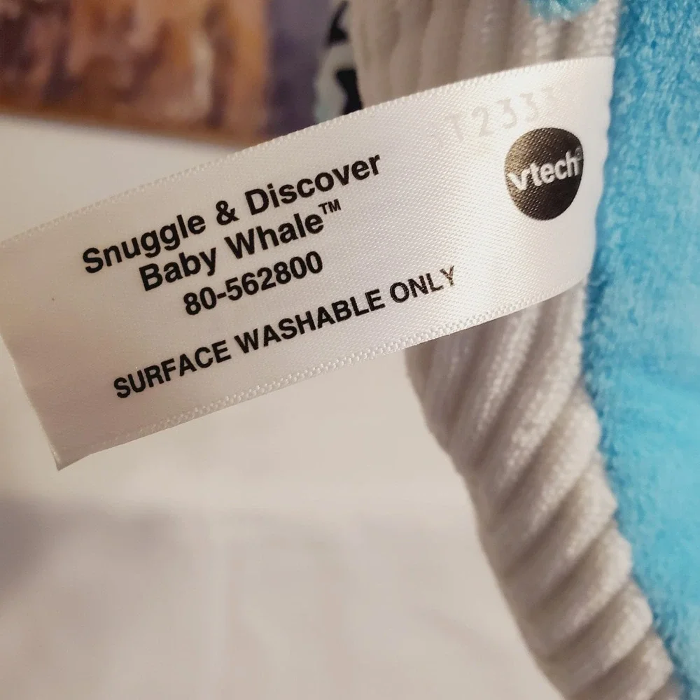 VTech‎ Snuggle and Discover Baby Whale Works See video Sings Lights up
